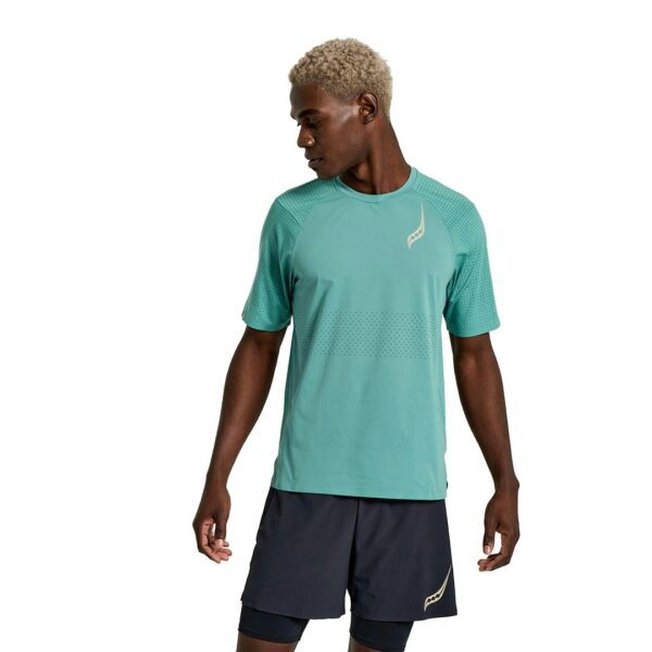 4aaf4e25add1e1b3eb82bfc2c4079236263c488d_Saucony_31_3_2023_SAM800338_MO_1 Saucony Pinnacle T-shirt Heren