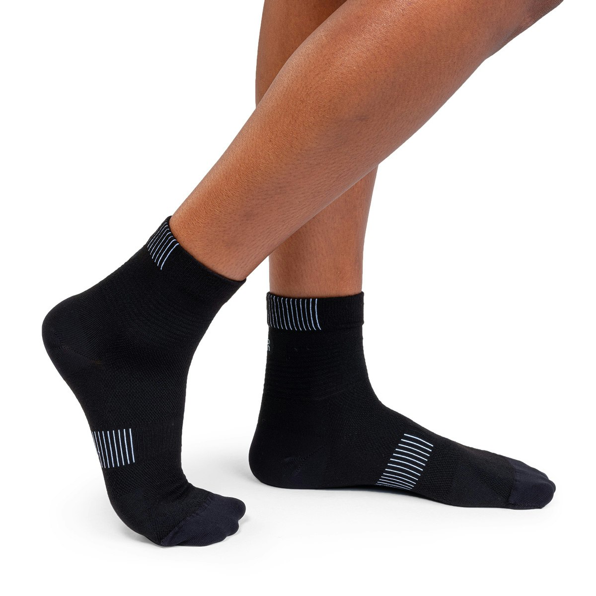 4ef4800fbf002eebb29624b8b0fa2f68e0654592_357.00871_2 On Ultralight Sock Mid Dames